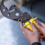 WIHA 46675 SZCZYPCE ZAPADKOWE IZOLOWANE DO PRZEWODÓW do 500 mm²