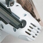 Nóż z wysuwanym ostrzem łamanym 18 mm Driver Cutter DFC560W TAJIMA