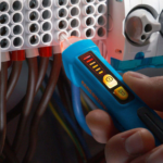 Bezdotykowy tester napięcia bezkontaktowy PAN VOLTFINDER z 3-stopniowym wskaźnikiem LED 12-1000 V AC Pancontrol