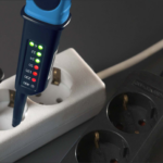 Tester napięcia 2-biegunowy PAN VOLTTESTER 400 wskaźnik LED 6-400 V AC/DC KAT III 400V Pancontrol