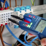 Tester prądu / napięcia LED + LCD 200A AC/DC cęgi otwarte True RMS Pancontrol
