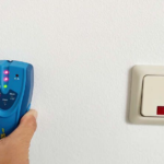Wykrywacz drewna, metalu i przewodów PAN MULTIDETECTOR wskaźnik LED / dżwięk 9V 6F22 Pancontrol